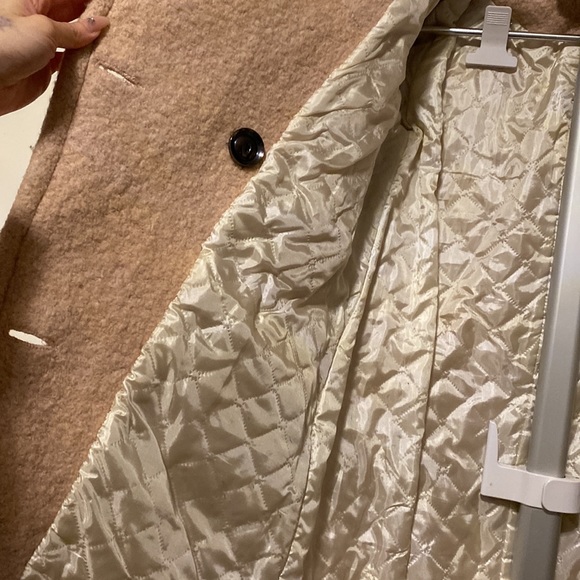 Beige faux fur coat - Picture 7 of 7